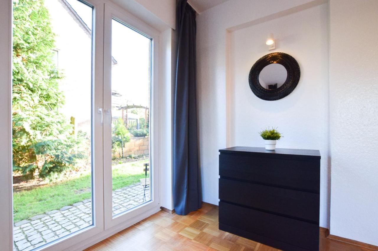 Raj Living - 1 , 3 And 4 Room Apartments - 20 Min Messe Dus & Airport Dus ميربش المظهر الخارجي الصورة