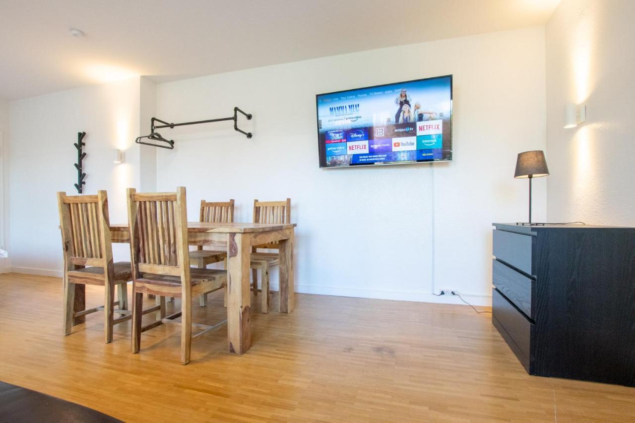 Raj Living - 1 , 3 And 4 Room Apartments - 20 Min Messe Dus & Airport Dus ميربش المظهر الخارجي الصورة