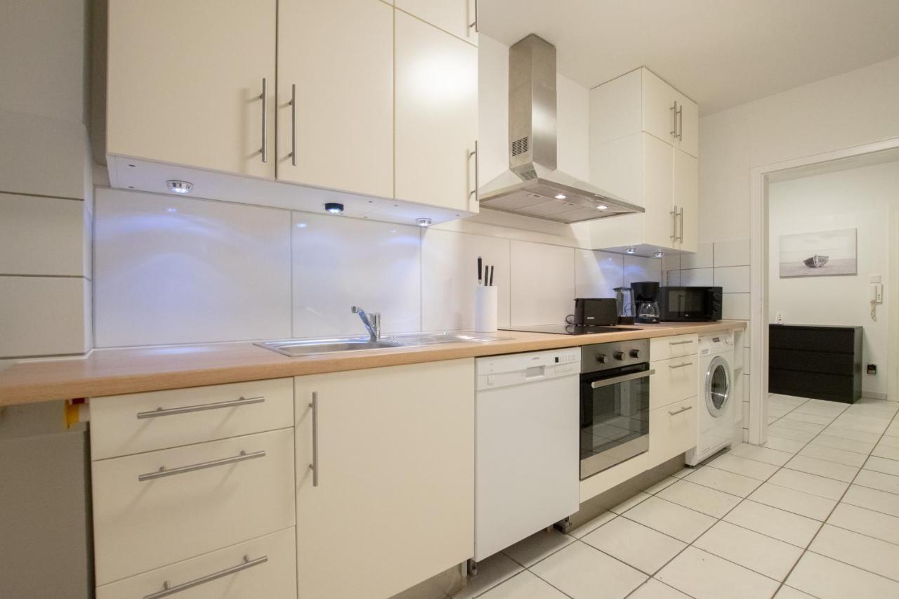 Raj Living - 1 , 3 And 4 Room Apartments - 20 Min Messe Dus & Airport Dus ميربش المظهر الخارجي الصورة