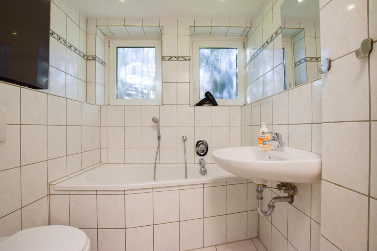 Raj Living - 1 , 3 And 4 Room Apartments - 20 Min Messe Dus & Airport Dus ميربش المظهر الخارجي الصورة