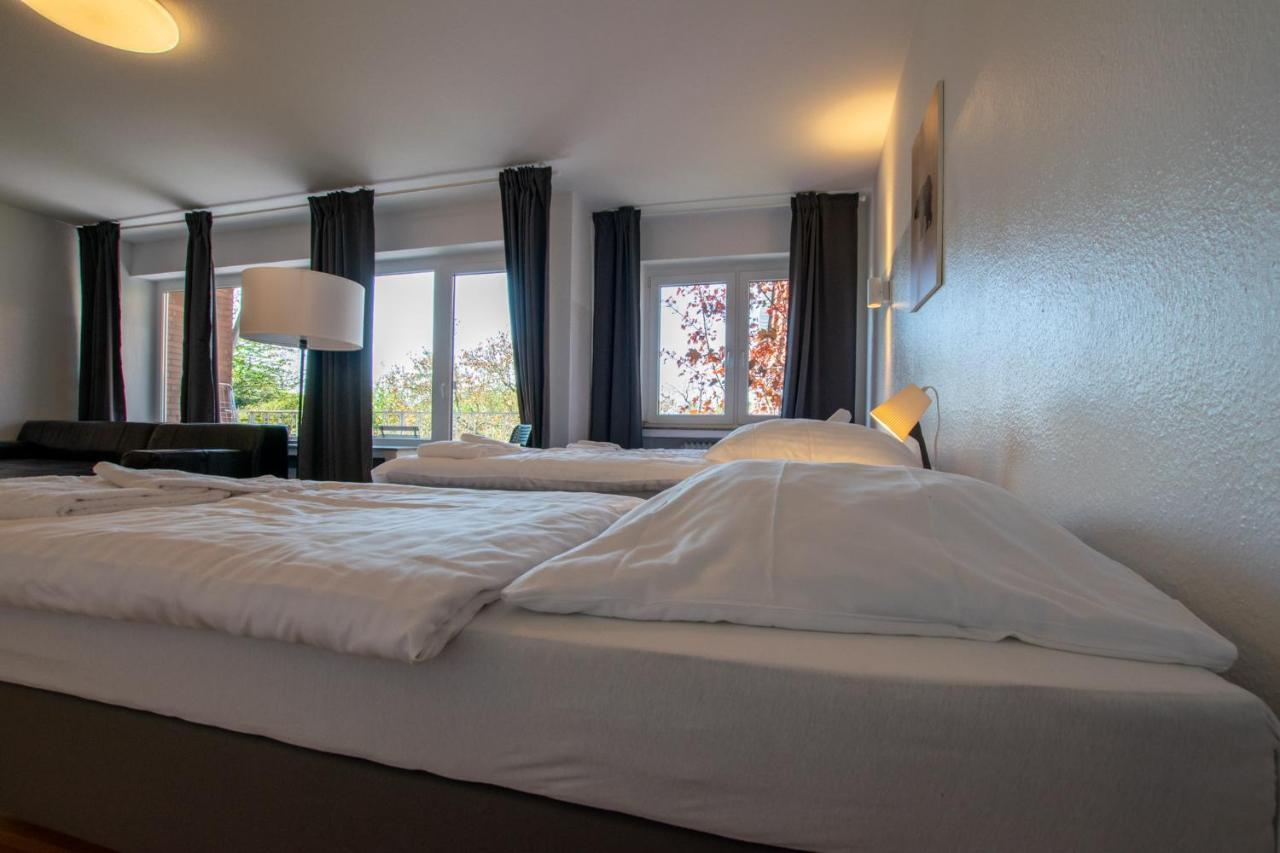 Raj Living - 1 , 3 And 4 Room Apartments - 20 Min Messe Dus & Airport Dus ميربش المظهر الخارجي الصورة