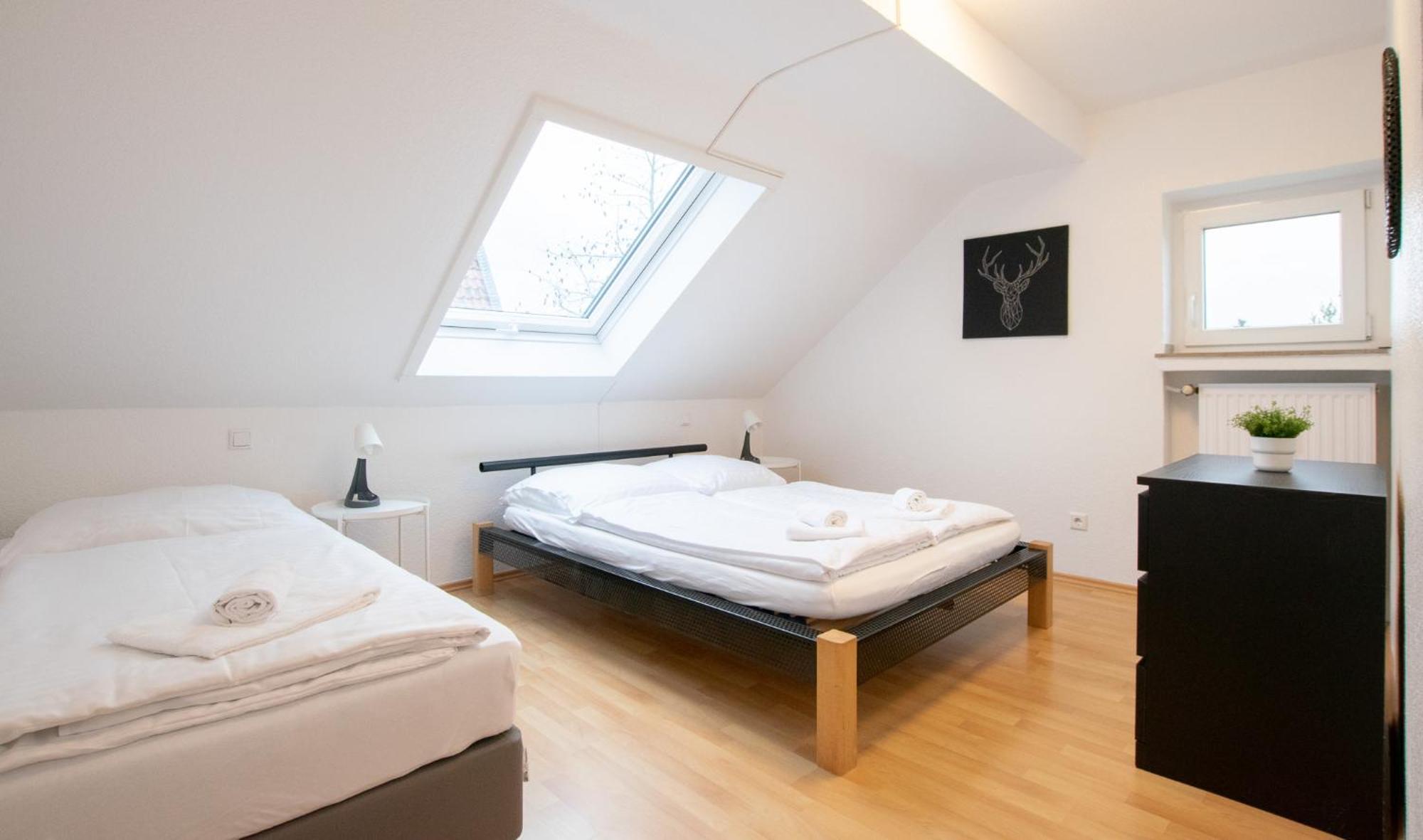 Raj Living - 1 , 3 And 4 Room Apartments - 20 Min Messe Dus & Airport Dus ميربش المظهر الخارجي الصورة