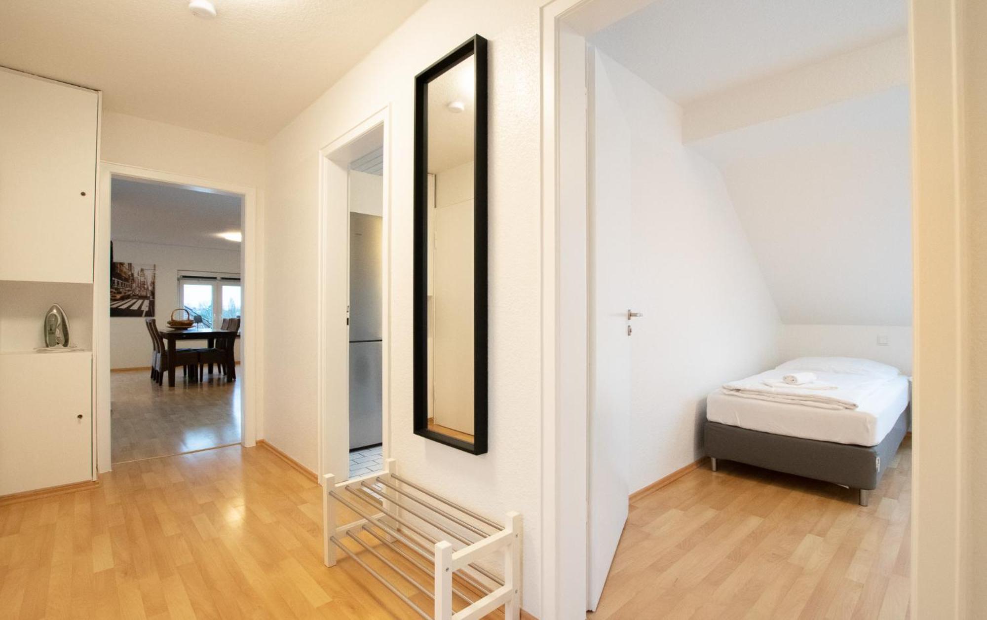 Raj Living - 1 , 3 And 4 Room Apartments - 20 Min Messe Dus & Airport Dus ميربش المظهر الخارجي الصورة