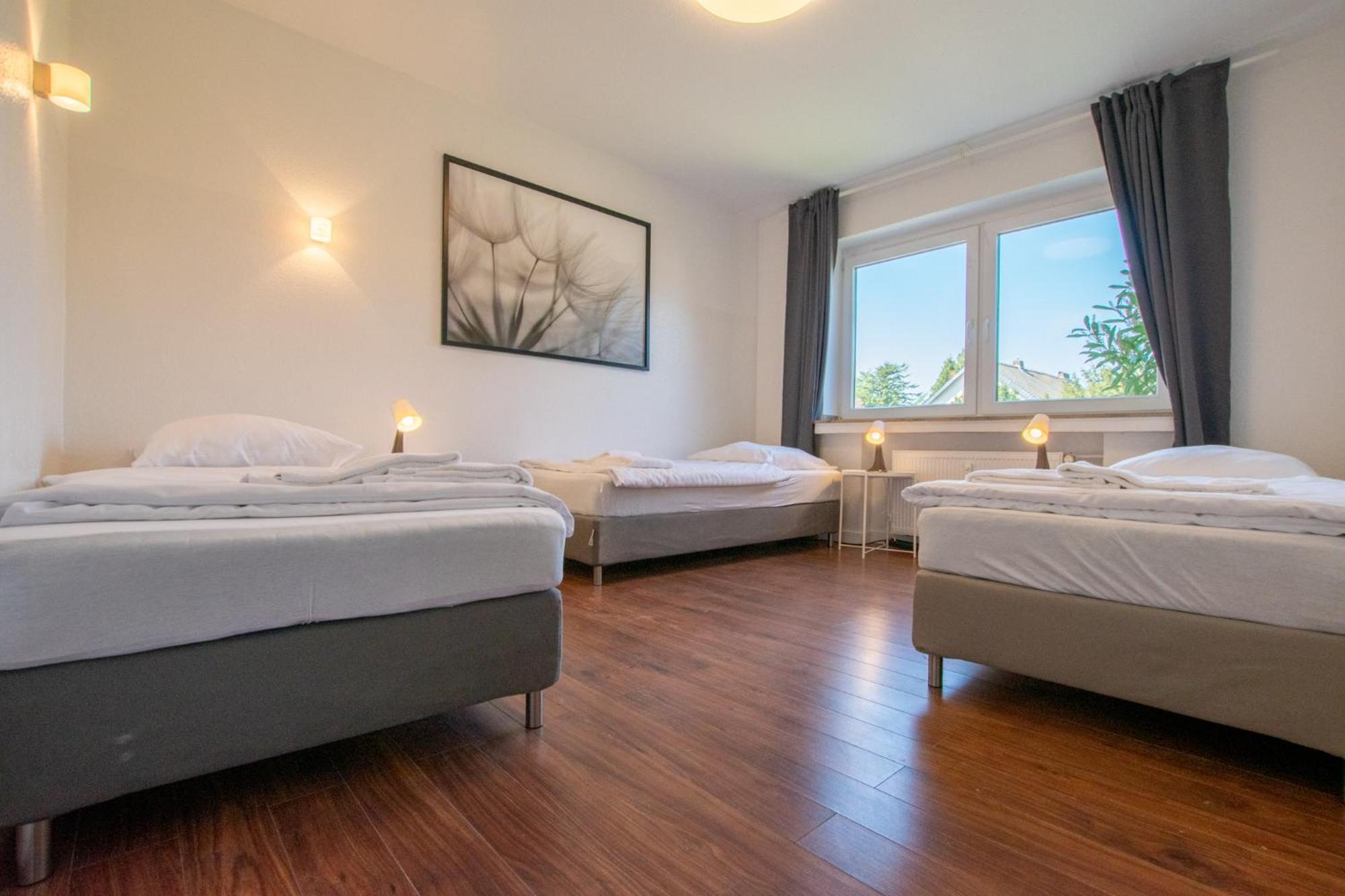 Raj Living - 1 , 3 And 4 Room Apartments - 20 Min Messe Dus & Airport Dus ميربش المظهر الخارجي الصورة