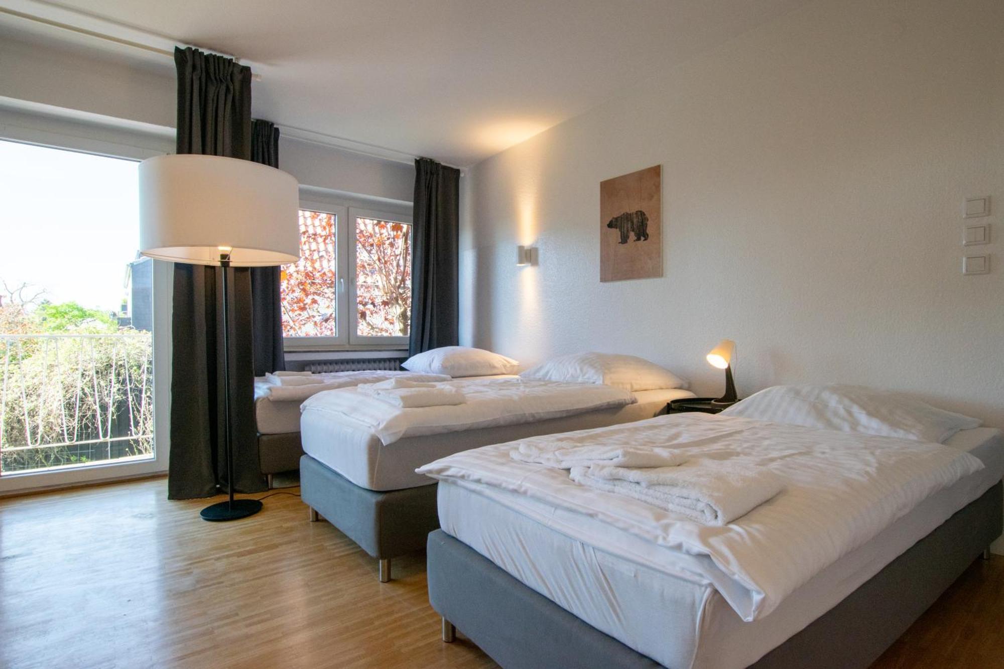 Raj Living - 1 , 3 And 4 Room Apartments - 20 Min Messe Dus & Airport Dus ميربش المظهر الخارجي الصورة